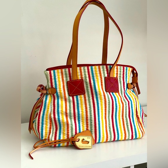 Dooney & Bourke Women Purse in Multi Colored Stripes - Picture 3 of 14